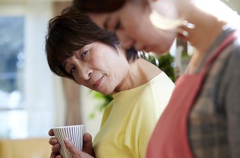Người xưa dạy: Trong gia đình, con dâu vô ơn sẽ có 3 đặc điểm này, hi vọng bạn không có Người xưa dạy: Trong gia đình, con dâu vô ơn sẽ có 3 đặc điểm này, hi vọng bạn không có