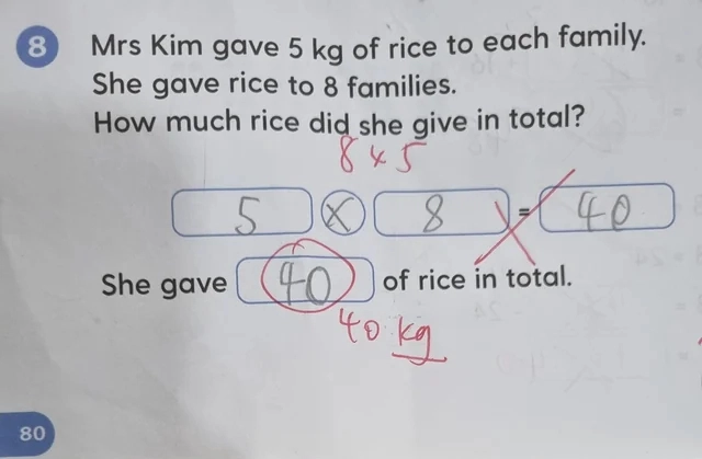 Con làm phép tính “5×8=40” bị gạch sai, nhìn đáp án cô giáo sửa mà người mẹ sốc nặng: “Tôi sẽ báo lên ban giám hiệu!”