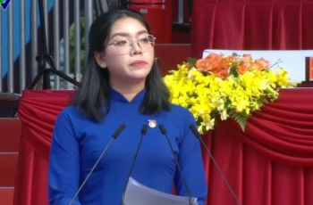 Cô gái phát biểu ở đại lễ 30/4 là ai?