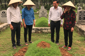 Ở làng Đông, nhà họ Nguyễn vốn là một dòng họ lớn, đông con cháu, nổi tiếng hiếu thảo và đoàn kết