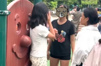 Truy tìm nghi phạm hành hung cô gái tại công viên ở Bắc Ninh Truy tìm nghi phạm hành hung cô gái tại công viên ở Bắc Ninh