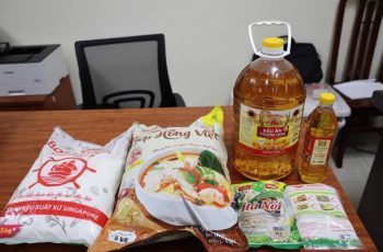 Trộn phụ gia nhập lậu rẻ tiền để làm hạt nêm, bột canh, mì chính giả