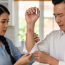Đúng lúc ký giấy đăng ký kết hôn, chuyện không ngờ nhất đã xảy ra với chồng cũ