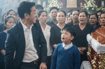 Đứa trẻ câm bỗng hét lên trong lễ tang người mẹ. Nội dung câu nói khiến tất cả hoảng loạn.