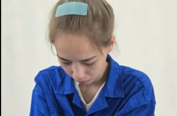 Người vợ sát hại chồng ở Phú Thọ bật khóc khi nói về nguyên nhân cãi nhau lúc rạng sáng Người vợ sát hại chồng ở Phú Thọ bật khóc khi nói về nguyên nhân cãi nhau lúc rạng sáng