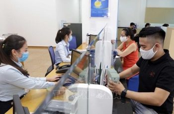 Nhân viên ngân hàng mách: Gửi tiết kiệm đừng chọn kì hạn 6 tháng hay 1 năm, đây là cách nhận lãi cao nhất Nhân viên ngân hàng mách: Gửi tiết kiệm đừng chọn kì hạn 6 tháng hay 1 năm, đây là cách nhận lãi cao nhất