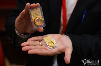 Giá vàng hôm nay 8/11/2025: Xu hướng tăng, SJC tiến sát 150 triệu/lượng Giá vàng hôm nay 8/11/2025: Xu hướng tăng, SJC tiến sát 150 triệu/lượng