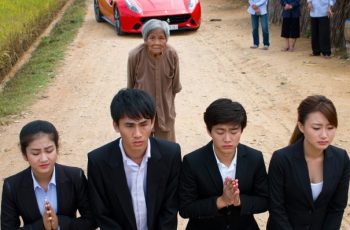 Khi chồng mất sớm, chị dâu đã từ chối đi bước nữa, ở vậy nuôi 4 em chồng. Bị cả làng chửi là ngu dại, nhưng 25 năm sau, cả làng phải ngỡ ngàng khi…