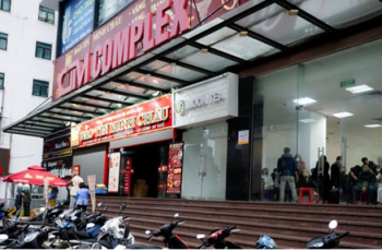 SJC tạm ngưng giao dịch một số điểm kinh doanh trong bối cảnh giá vàng biến động mạnh