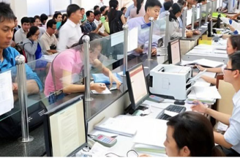 Những cán bộ công chức nào được hưởng trợ cấp 10 tháng lương cơ sở?