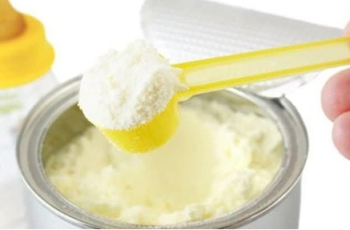 Thu hồi thêm 130 lô sữa công thức Aptamil và Milumil do nhiễm độc tố