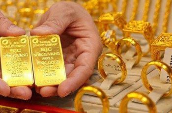 Vén màn nguyên nhân khiến giá vàng bất ngờ sập mạnh sau khi lập đỉnh